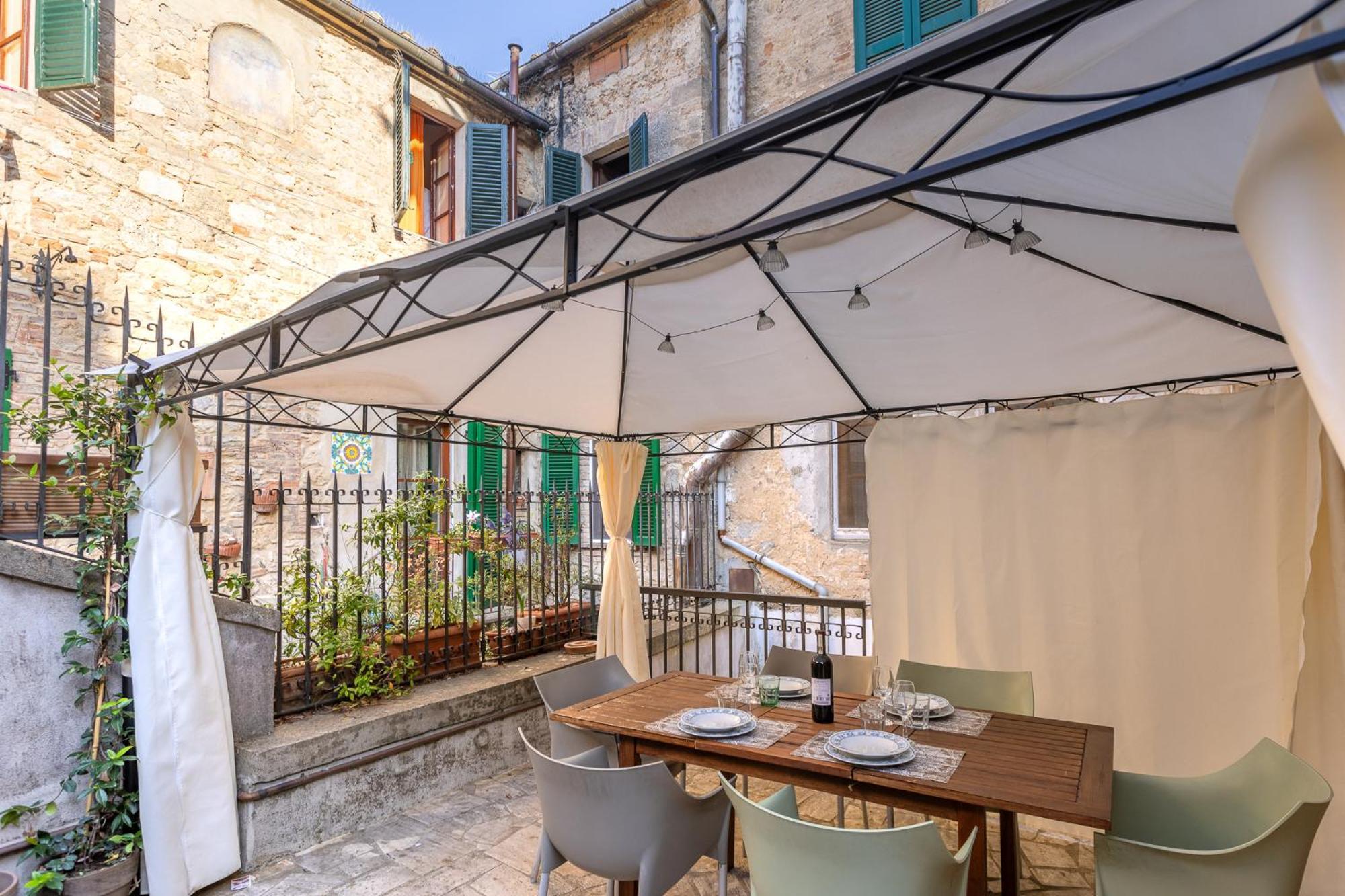 La Corte Del Podesta Sarteano Esterno foto